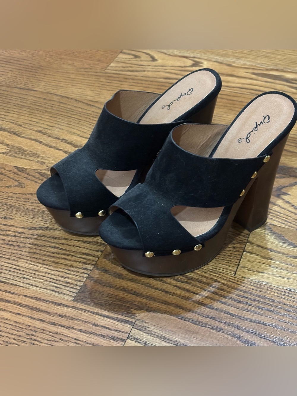 Qupid Black Platform Mule Heels Studded Chunky Sandals Size 6
